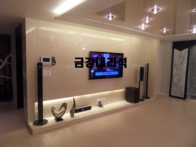 1bbeaa7f8643a90963a942a0e37cb520.jpg